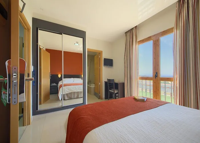 La Mirada Otel