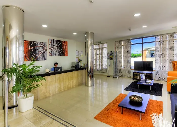 Otel La Mirada